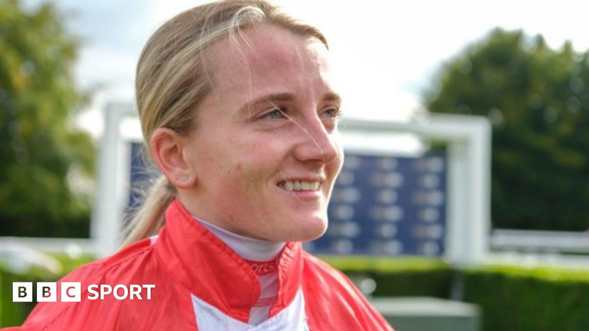 Hall Doil becomes second female to ride a thousand winners in the UK Hall Doil becomes second female to ride a thousand winners in the UK