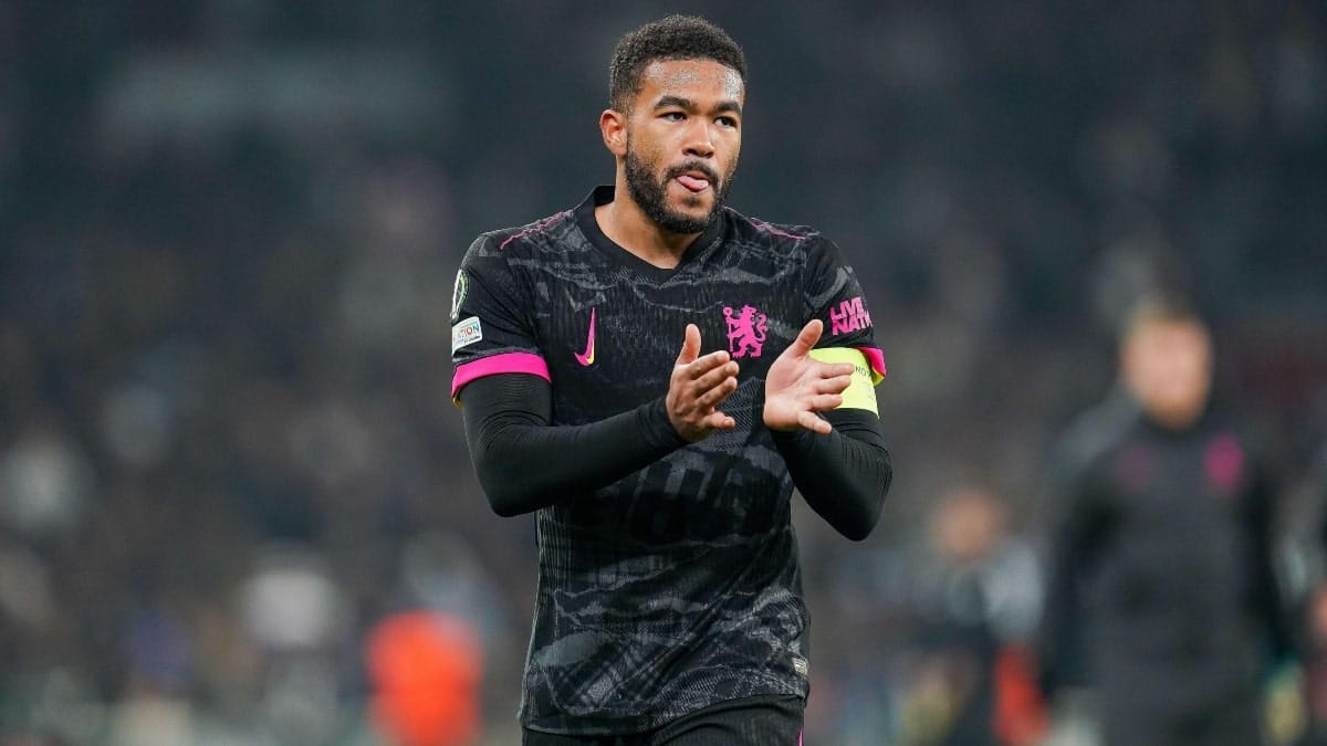 The squads, Tim News, confirmed that starting teams starting between seven Blues substitutions. The squads, Tim News, confirmed that starting teams starting between seven Blues substitutions.