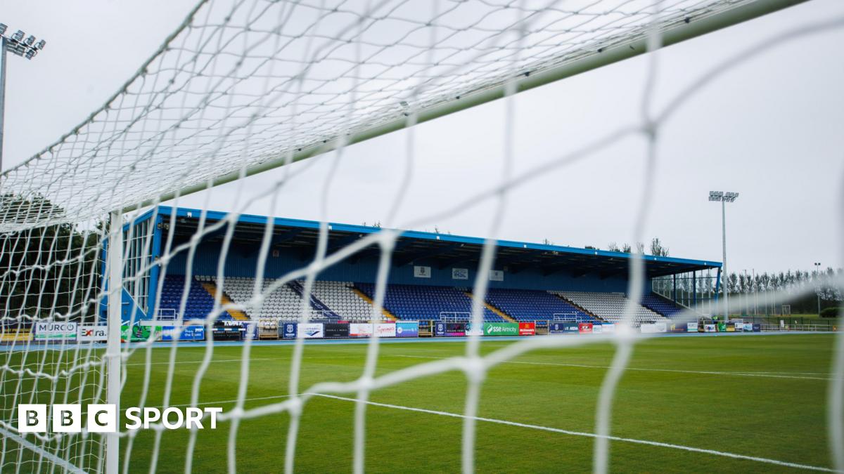 Ireland: Fai investigates racist events in Waterford vs Shamrock Rovers Ireland: Fai investigates racist events in Waterford vs Shamrock Rovers