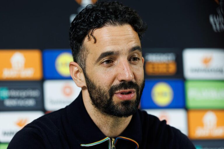 Paslist claims Manchester United will have to beat the Europa League to win the negativity and reconstruction