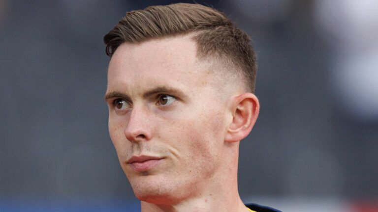 ‘Who cares about it?’ Den Henderson himself speaks of handball after Rooney says Challenge ‘100% red card’